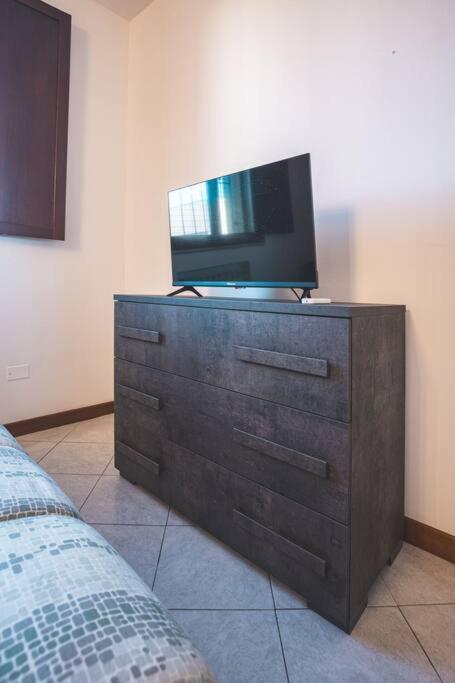 La Corte Apartment Monza - Milano + Free Wi-Fi Lissone Exterior photo