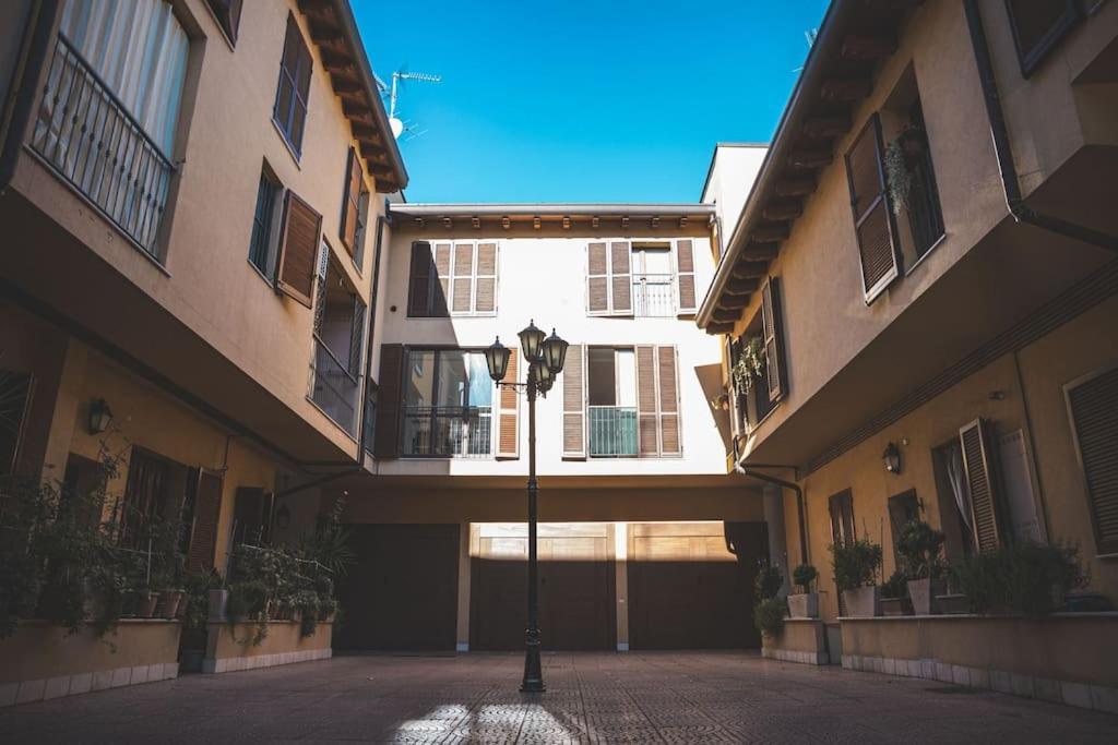 La Corte Apartment Monza - Milano + Free Wi-Fi Lissone Exterior photo